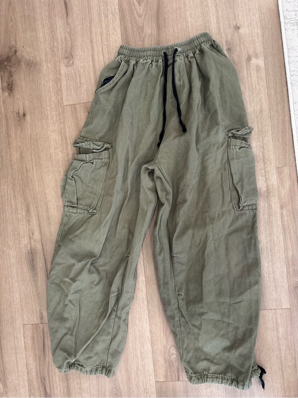 Olive Green Women’s Cargo Jogger Pants